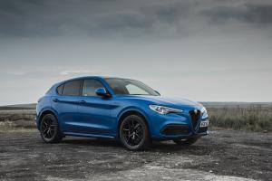 Alfa Romeo Stelvio Veloce 2020 года  (UK)